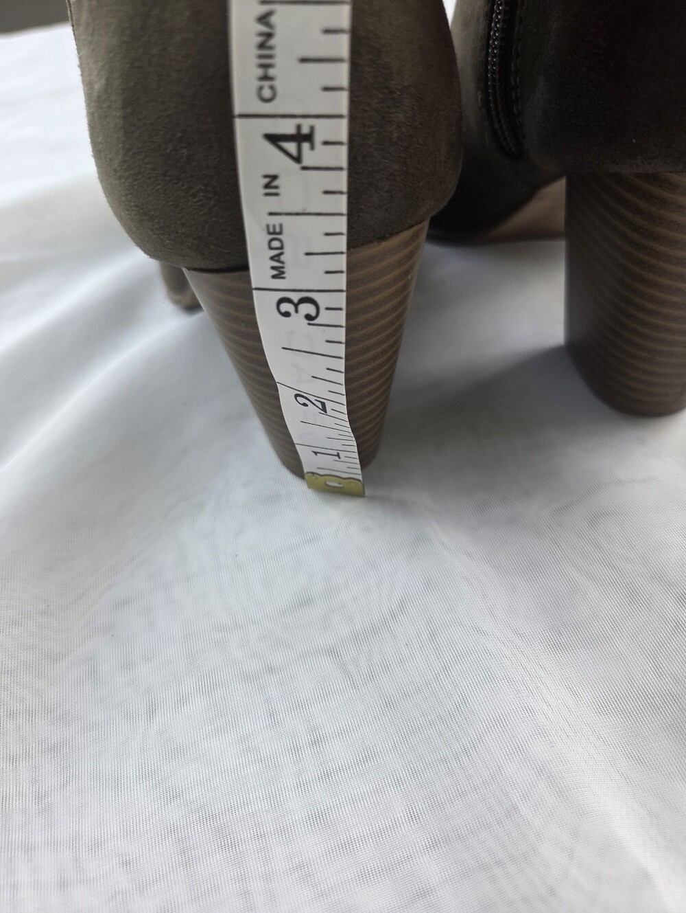 Old Navy Olive Green Faux Suede Ankle Booties with Stacked Heel - Picture 4 of 6